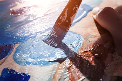 How Long Does Paint Take To Dry & Fully Cure? [Water & Oil