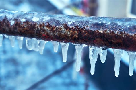 How to keep outside water supply pipes from freezing