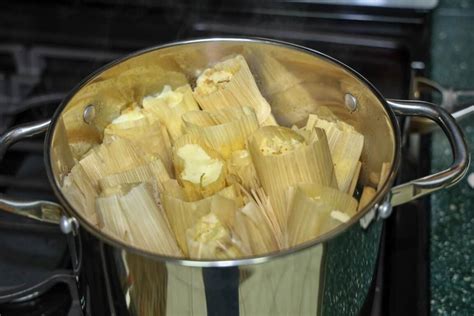 Cooking tamales in a pressure cooker Table for Nine