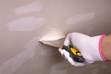 Repairing a Hole in Drywall ThriftyFun