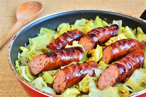 How To Cook Polish Sausage? Boiling, Frying, Baking, Grilling, And More