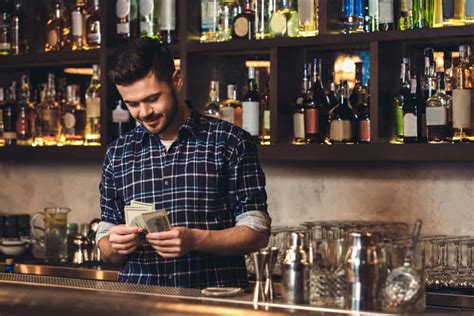 How to a Bartender Make Money and Travel the World!