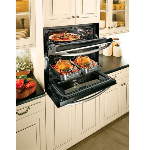 Double ovens. GE cafe Kitchen Oven, Prep Kitchen, Chefs Kitchen, Kitchen Ideas, Ge Cafe