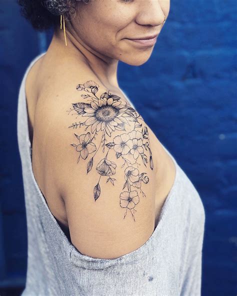 Top 43 Best Flower Shoulder Tattoo Ideas [2021 Inspiration Guide]