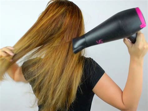 How To Blow Dry Hair: A Complete Guide