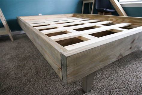 Diy King Bed Frame Simple / How To Build A Custom King Size Bed Frame