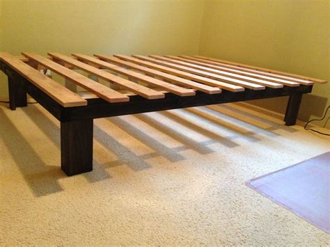 DIY Reclaimed Wood Platform Bed Bed frame and headboard, Diy bed