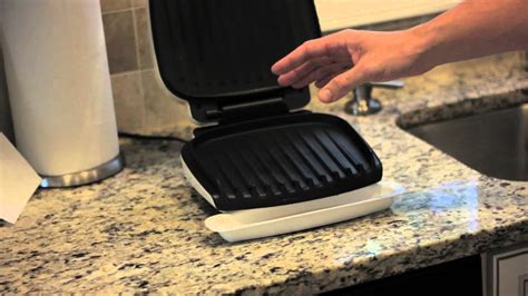 Easy to Clean Indoor/Outdoor BBQ Grill Foreman GGR300AU