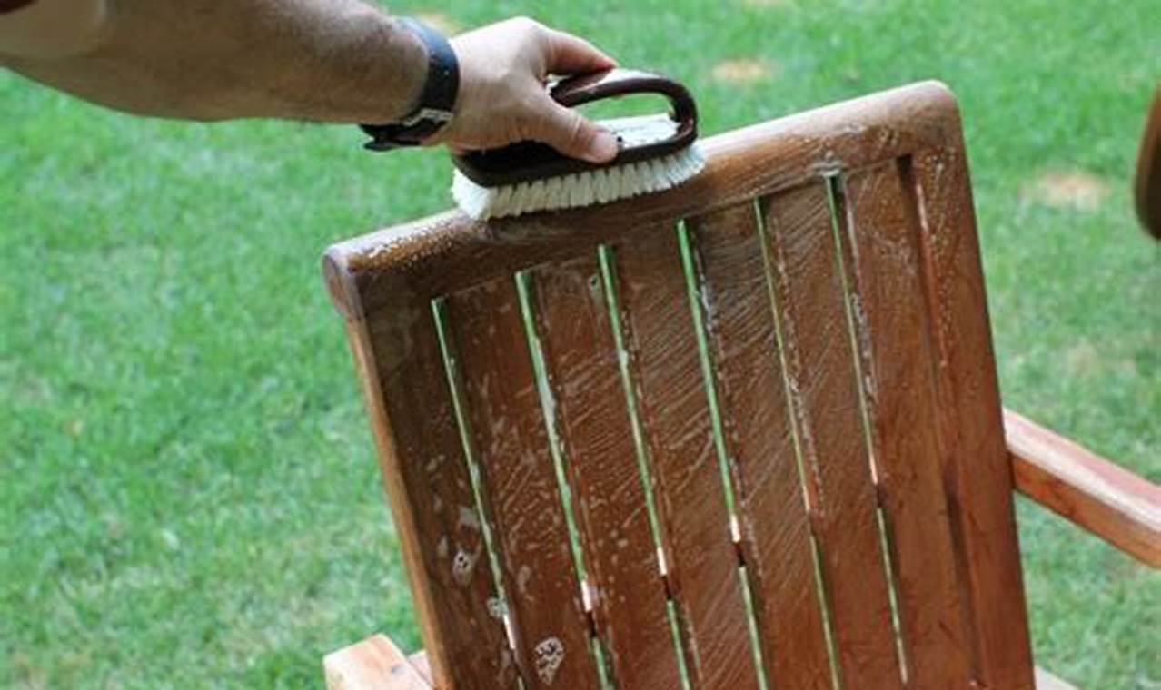 how to clean a teak outdoor table