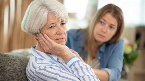 how to deal with agitated dementia patients