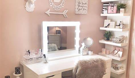 How To Decorate A Bedroom Vanity
