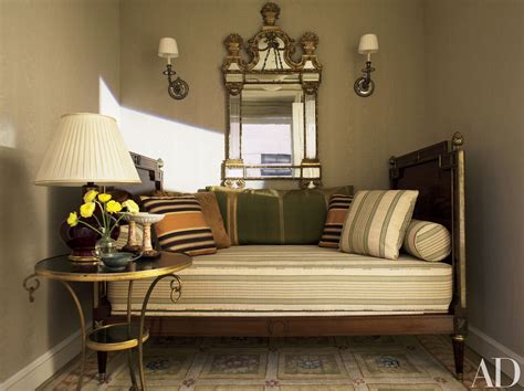 19 Chic Daybeds You Can Lounge In French daybed, Decor, Country