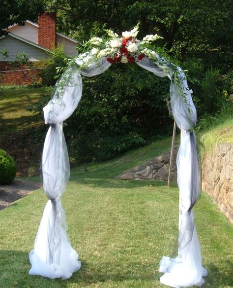 25 Chic and Easy Rustic Wedding Arch/Altar Ideas for DIY Brides