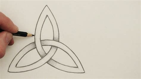 How to draw a Triquetra Step by Step, Simply and Easily