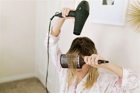 How To Dry Your Hair Fast: Tips And Tricks