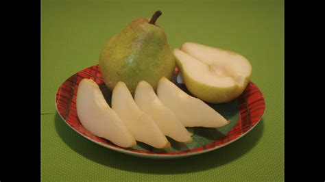 The best way to eat a pear is covered in mayonnaise. unpopularopinion