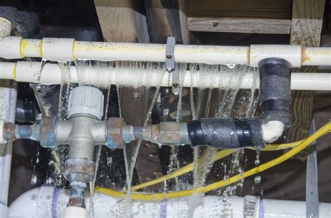 How to Fix a Busted or Leaking Water Main? Quick and Easy Steps