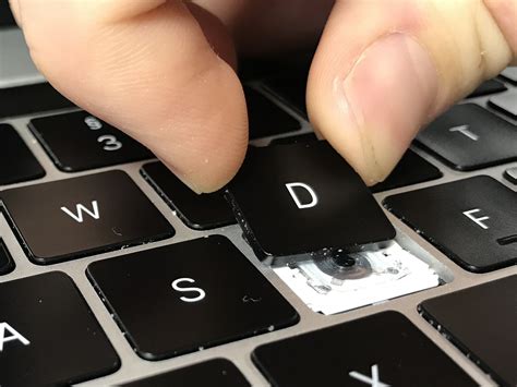 how to fix macbook keyboard