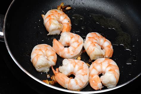 Easy Sesame Shrimp with Sweet Peas Season with Spice