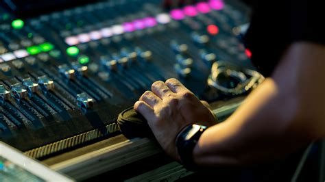 Frequency Audio Ear Training for Sound Engineers and Music Producers