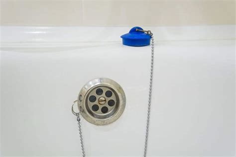 Bath tub trip lever/ bath tub stopper replacement or adjustnment. YouTube