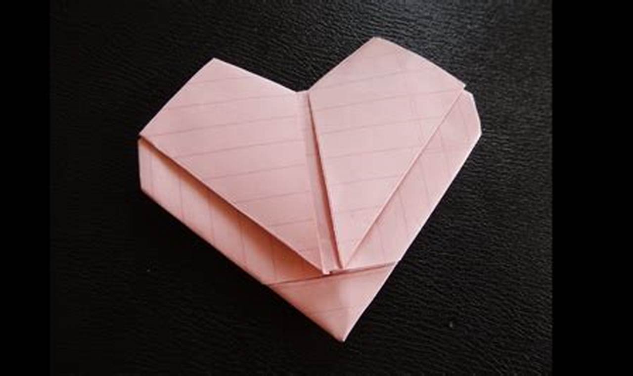 how to make an origami heart with lined paper