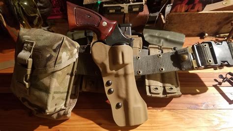 Pin by John Montoya on Kydex Kydex holster, Kydex sheath, Leather holster