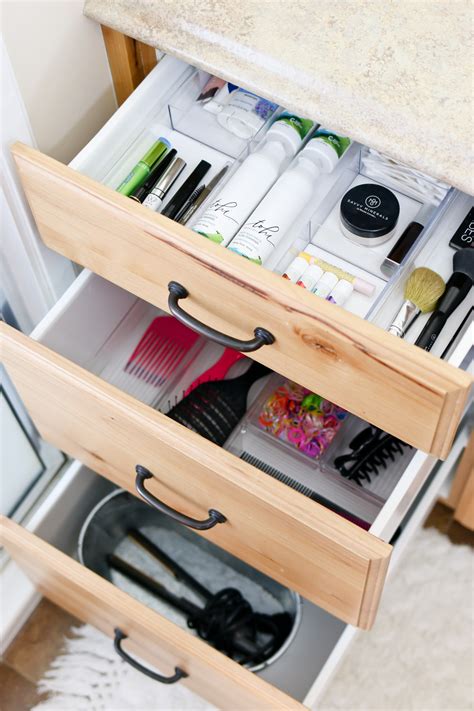 How To Organize Bathroom Drawers: Tips And Tricks