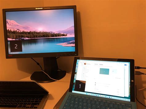 how to switch monitor 1 and 2 windows 11