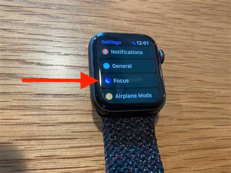 How to Quickly Turn Off Annoying Notifications on Apple Watch
