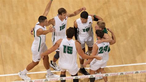 UH men's volleyball dancing YouTube