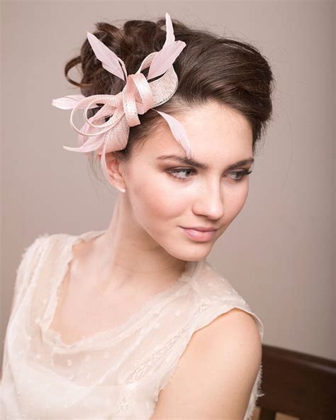 This How To Wear A Fascinator Clip With Long Hair For Short Hair
