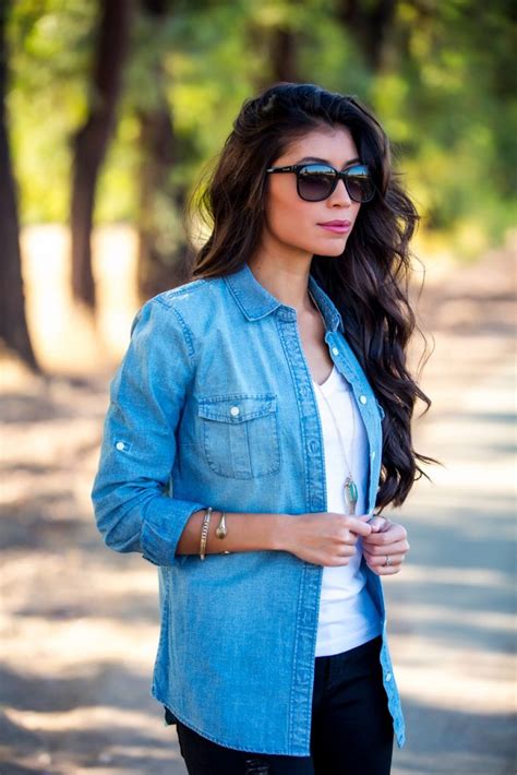 How To Wear Denim Shirt With Leggings