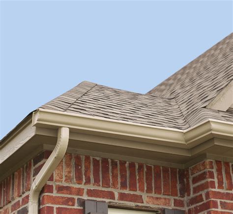 home.furnitureanddecorny.com:how are seamless gutters attached around corners