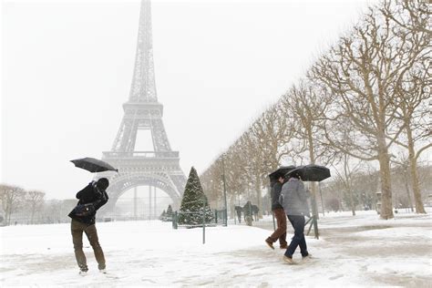 how cold is paris in january