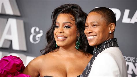 how did niecy nash and jessica betts meet