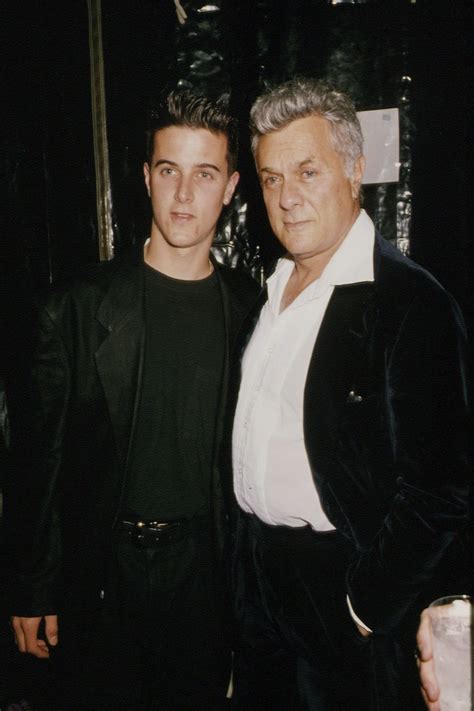 how did tony curtis son die