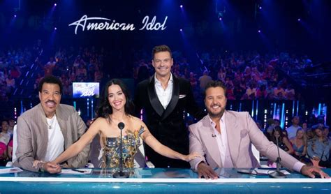 how do american idol contestants get paid