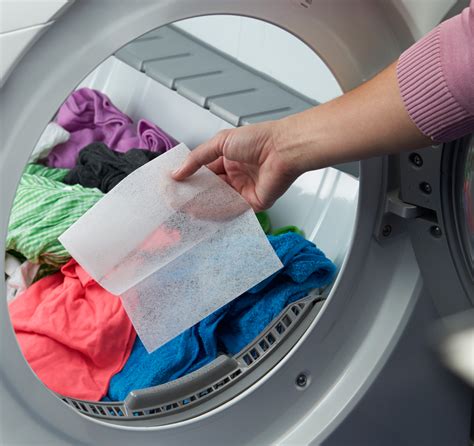 How Do Dryer Sheets Remove Static