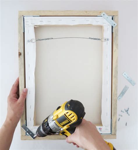 how do you frame a canvas