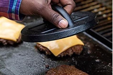 How Does A Burger Press Work