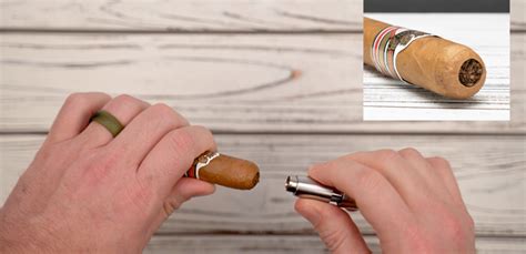 How Does A Cigar Cutter Work