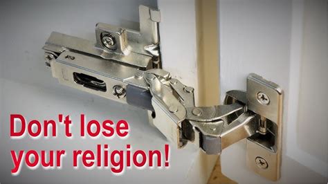 How Does A Kitchen Cupboard Hinge Work