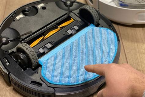 How Does A Robot Mop Work