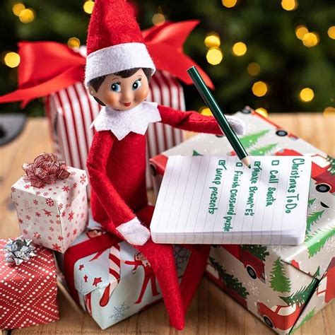How Does Elf On The Shelf Get Out Of Box