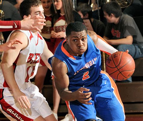 how does high school basketball work
