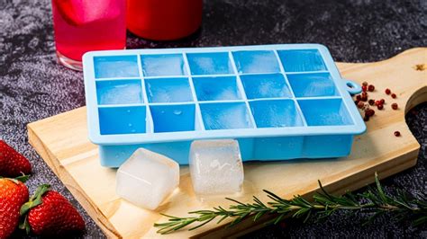 How Does Ice Cube Tray Work