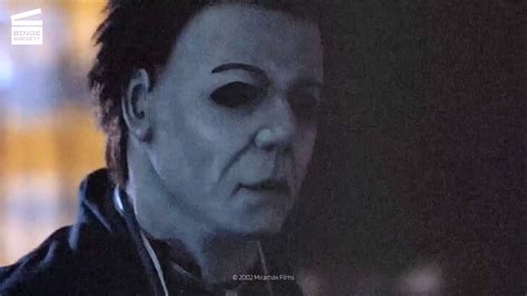 how does michael myers come back alive
