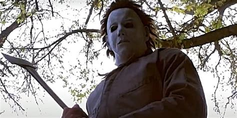 how does michael myers come back in halloween resurrection