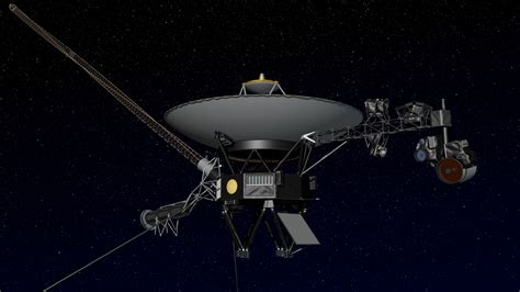 how does nasa communicate with voyager 1